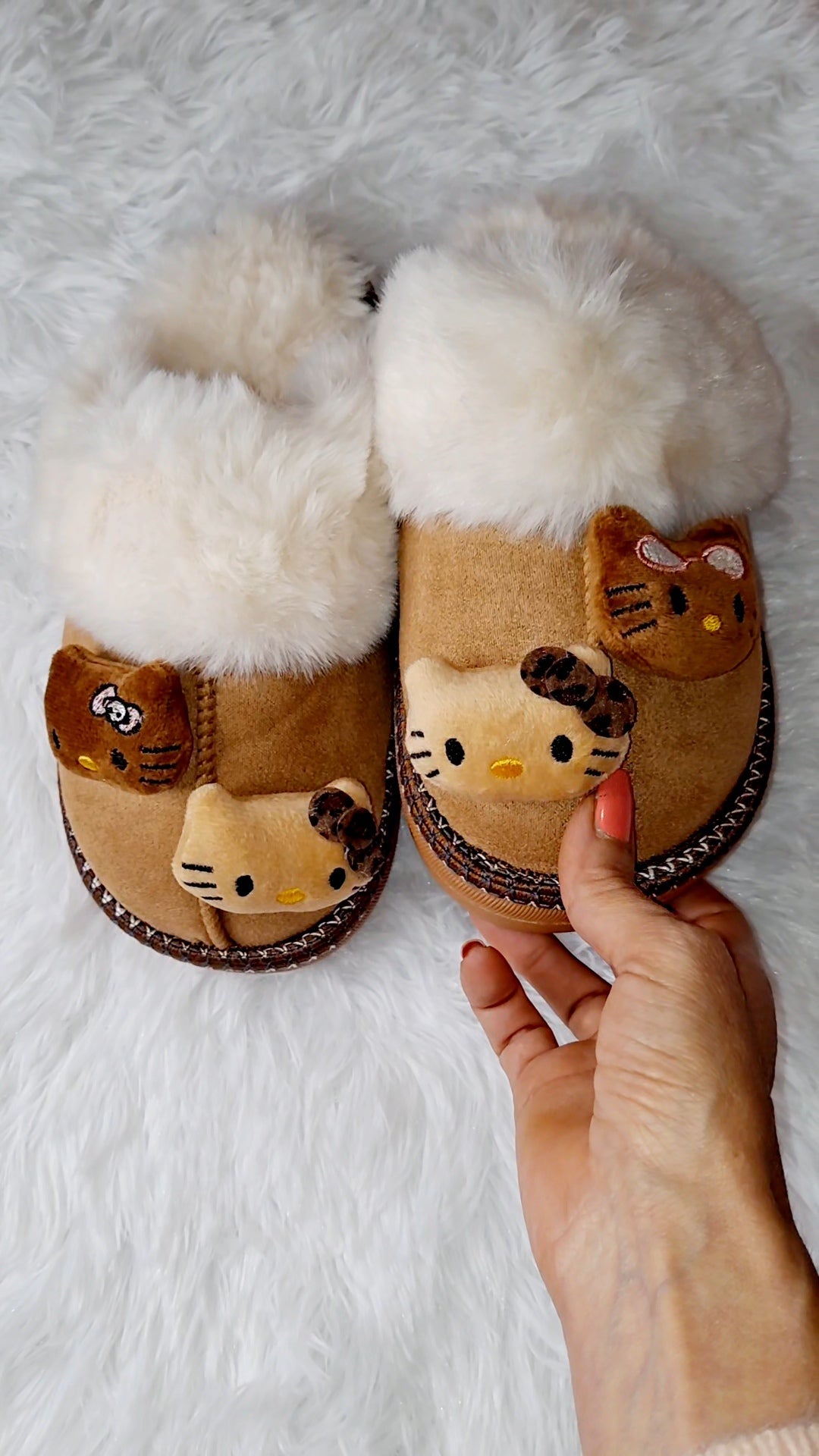 🐱🧁Sweet Furry Slippers🧸💗